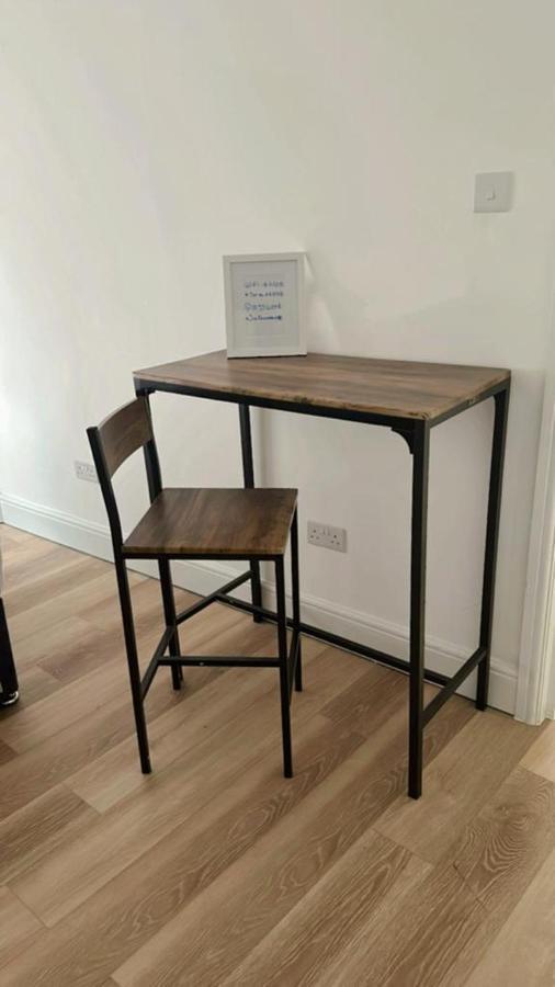 Londonrooms Εξωτερικό φωτογραφία